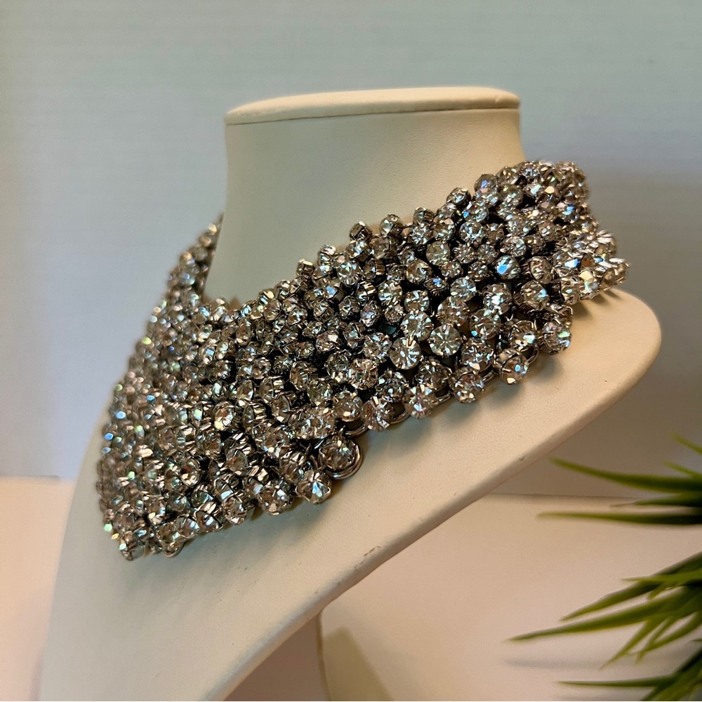 NWOT Designer Signed Natasha Sparkling Crystal Bib Choker Collar Necklace - Picture 4 of 8